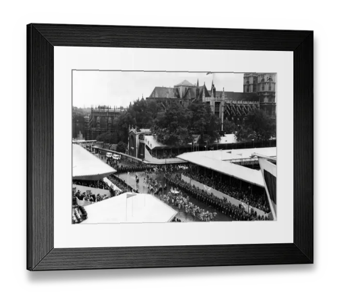 Framed Print : Coronation Day - The Royal procession leaving Parliament Square after the Crowning Ceremony Framed Print : Coronation Day - The Royal procession leaving Parliament Square after the Crowning Ceremony