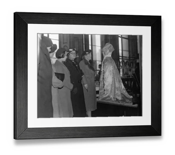 Framed Print : Special exhibition of Royal wedding gowns may be arranged for jubilee celebrations Framed Print : Special exhibition of Royal wedding gowns may be arranged for jubilee celebrations