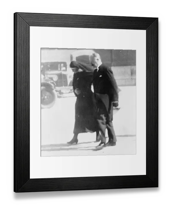 Framed Print : French President Albert Lebrun with Queen Marie of Yugoslavia following her husband?s Framed Print : French President Albert Lebrun with Queen Marie of Yugoslavia following her husband?s
