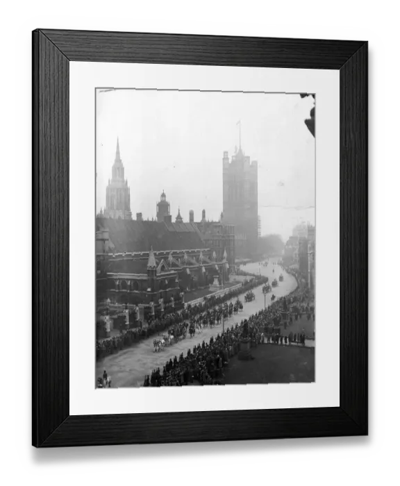 Framed Print : The King and Queen drove in state from Buckingham Palace to the House of Lords for Framed Print : The King and Queen drove in state from Buckingham Palace to the House of Lords for