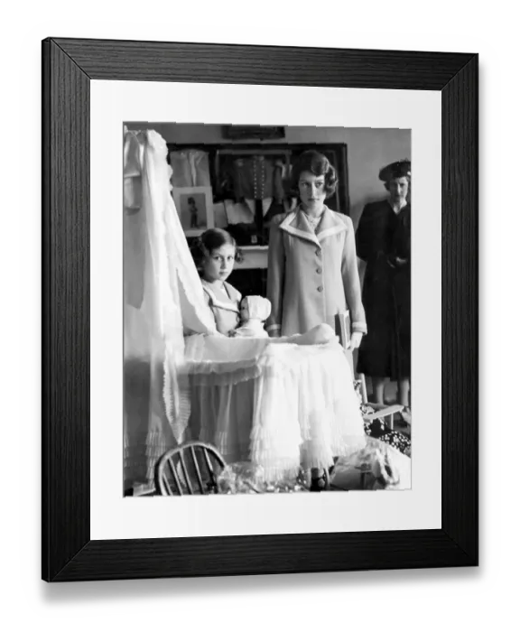 Framed Print : The two royal princesses today visited the Exhibition of Royal Treasures at 145 Piccadilly, London Framed Print : The two royal princesses today visited the Exhibition of Royal Treasures at 145 Piccadilly, London