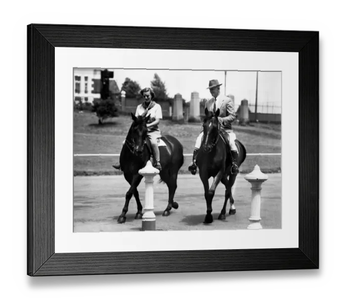 Framed Print : Lady Pamela goes riding Relaxing from vigorous Royal Tour days, Lady Pamela Mountbatten Framed Print : Lady Pamela goes riding Relaxing from vigorous Royal Tour days, Lady Pamela Mountbatten