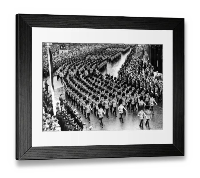 Framed Print : Coronation A detachment of the Foot Guards seen in the Royal Procession as it was Framed Print : Coronation A detachment of the Foot Guards seen in the Royal Procession as it was