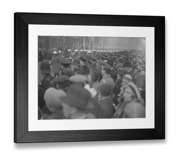 Framed Print : Fourteenth anniversary of the Armistice celebrated in London. The fourteenth anniversary Framed Print : Fourteenth anniversary of the Armistice celebrated in London. The fourteenth anniversary