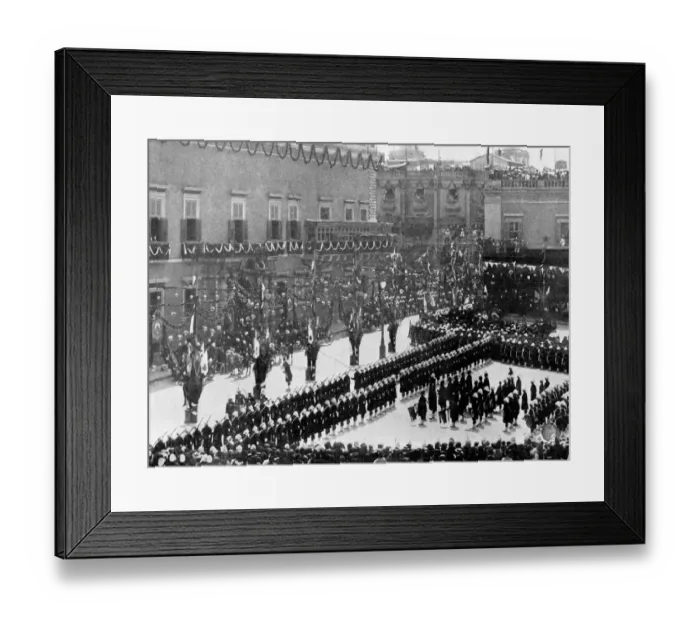 Framed Print : King Edward VII entering the palace Valetta April 16th 1903 Royal visit to Malta Framed Print : King Edward VII entering the palace Valetta April 16th 1903 Royal visit to Malta