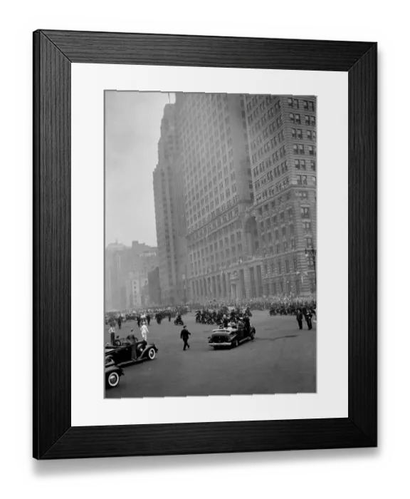 Framed Print : King George VI and Queen Elizabeth on their royal tour of USA and Canada, 1939 Framed Print : King George VI and Queen Elizabeth on their royal tour of USA and Canada, 1939