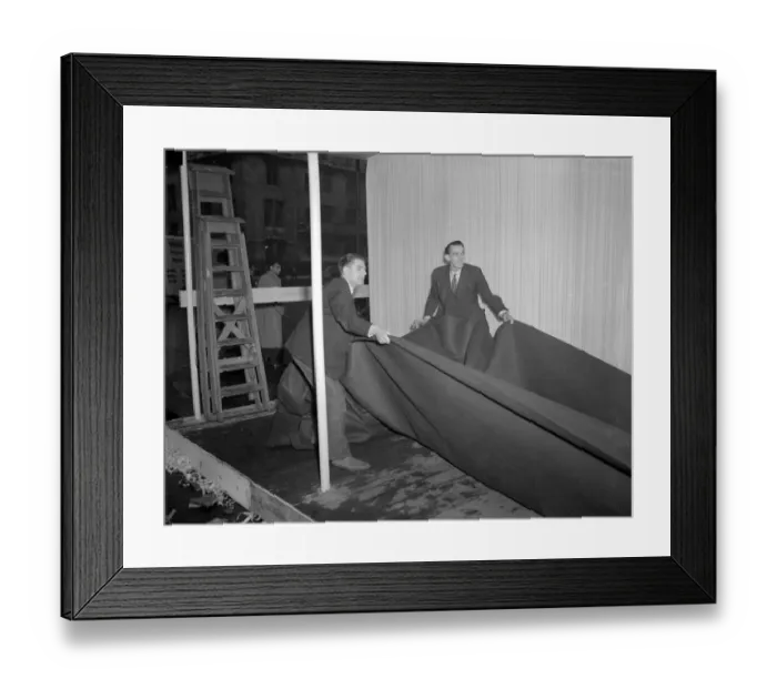Framed Print : Royal Wedding. Last minute preparations are going ahead in London this morning to Framed Print : Royal Wedding. Last minute preparations are going ahead in London this morning to