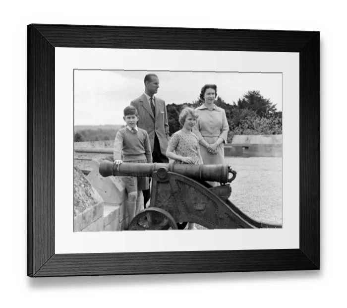 Framed Print : The Queen Elizabeth II with her family at Windsor Castle on the East Terrace looking