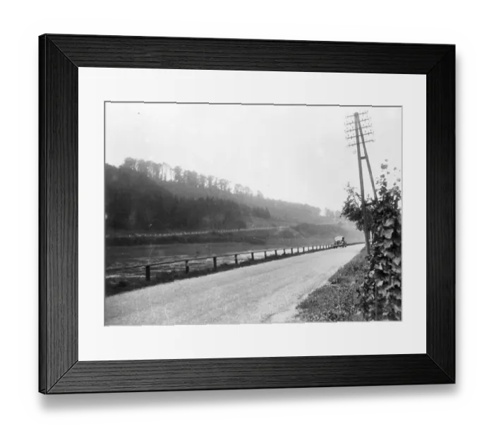 Framed Print : The Royal Palace in LuxembourgIt is reported that Germany has invaded Holland, Belgium Framed Print : The Royal Palace in LuxembourgIt is reported that Germany has invaded Holland, Belgium