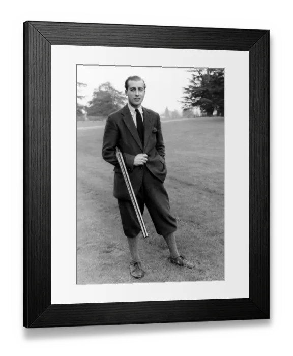 Framed Print : Lord Porchester, 29-year-old son of the 6th Earl of Carnavon and a close friend