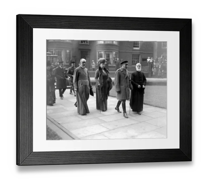 Framed Print : Royal Visit to Lincoln. Arriving at Lincoln Cathedral with the Dean and Bishop of Lincoln Framed Print : Royal Visit to Lincoln. Arriving at Lincoln Cathedral with the Dean and Bishop of Lincoln