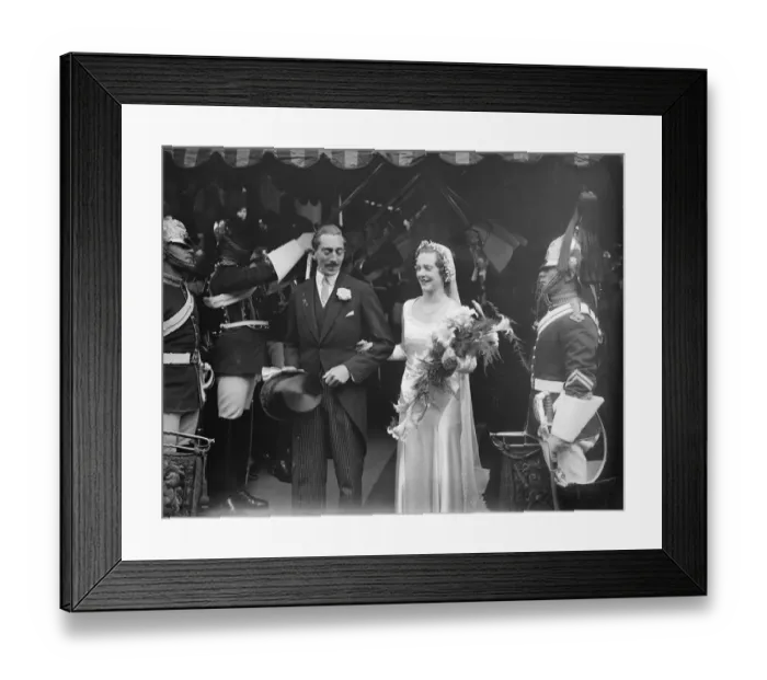 Framed Print : Mr Eion Merry and Miss Jean Crichton wed at Holy Trinity Church, Sloane Street, London Framed Print : Mr Eion Merry and Miss Jean Crichton wed at Holy Trinity Church, Sloane Street, London