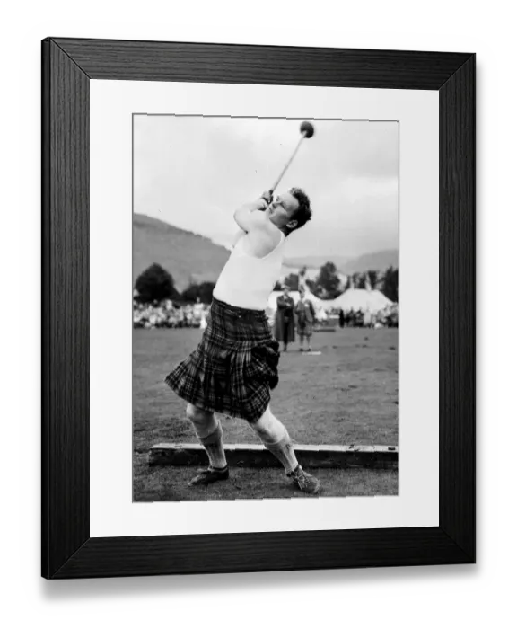Framed Print : Braemar, Aberdeenshire: W. Anderson throwing the 16lbs hammer at the Annual Braemar gathering Framed Print : Braemar, Aberdeenshire: W. Anderson throwing the 16lbs hammer at the Annual Braemar gathering