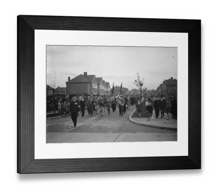 Framed Print : British Legion parade in Blackfen and Lamorbey, Sidcup, London. 1938