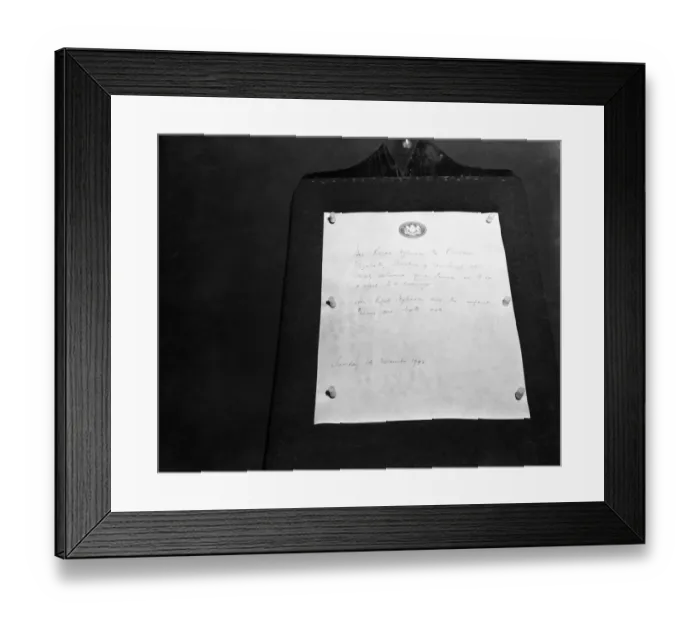 Framed Print : At 9. 14 pm last night a son was born to Princess Elizabeth. Both Princess Elizabeth Framed Print : At 9. 14 pm last night a son was born to Princess Elizabeth. Both Princess Elizabeth