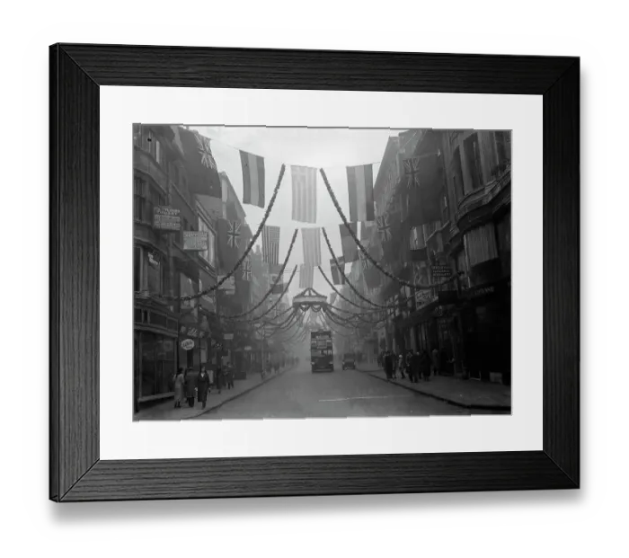 Framed Print : Decorations for the royal wedding of the Duke of Kent to Princess Marina of Greece