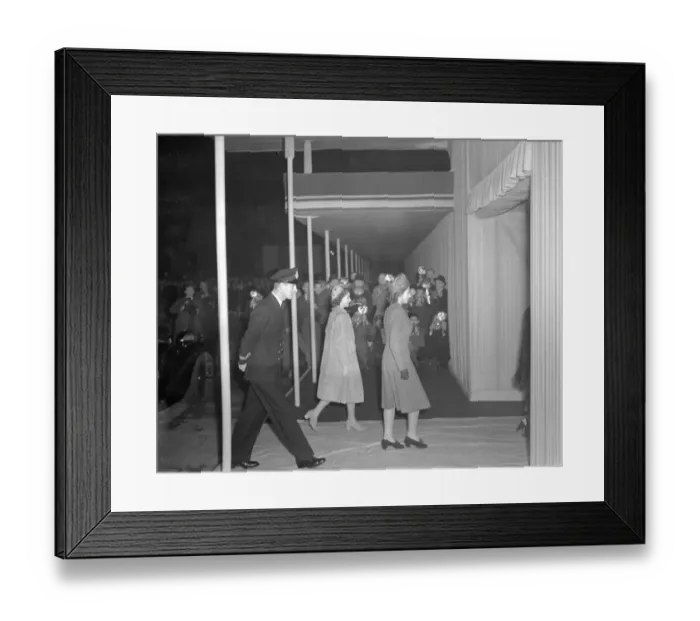 Framed Print : Royal Wedding. The Royal Family went to Westminster Abbey tonight for a private Framed Print : Royal Wedding. The Royal Family went to Westminster Abbey tonight for a private