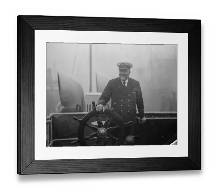 Framed Print : New London luxary pleasure steamer on view. he Royal Eagle, the new Thames Luxury steamer Framed Print : New London luxary pleasure steamer on view. he Royal Eagle, the new Thames Luxury steamer