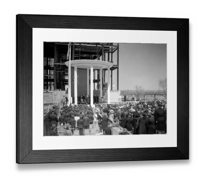 Framed Print : The Royal tour of Canada and the USA by King George VI and Queen Elizabeth, 1939 Framed Print : The Royal tour of Canada and the USA by King George VI and Queen Elizabeth, 1939