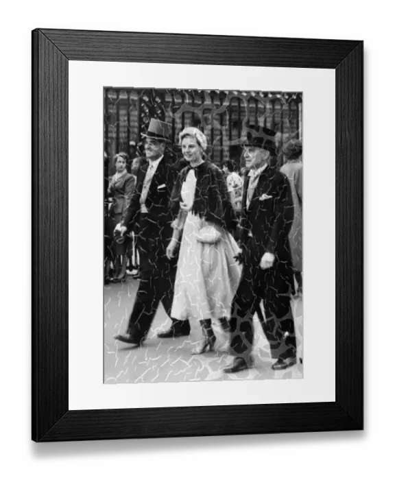 Framed Print : Mr Lionel Logue, the specialist in speech defects, arriving with his eldest son Mr Laurie Logue Framed Print : Mr Lionel Logue, the specialist in speech defects, arriving with his eldest son Mr Laurie Logue