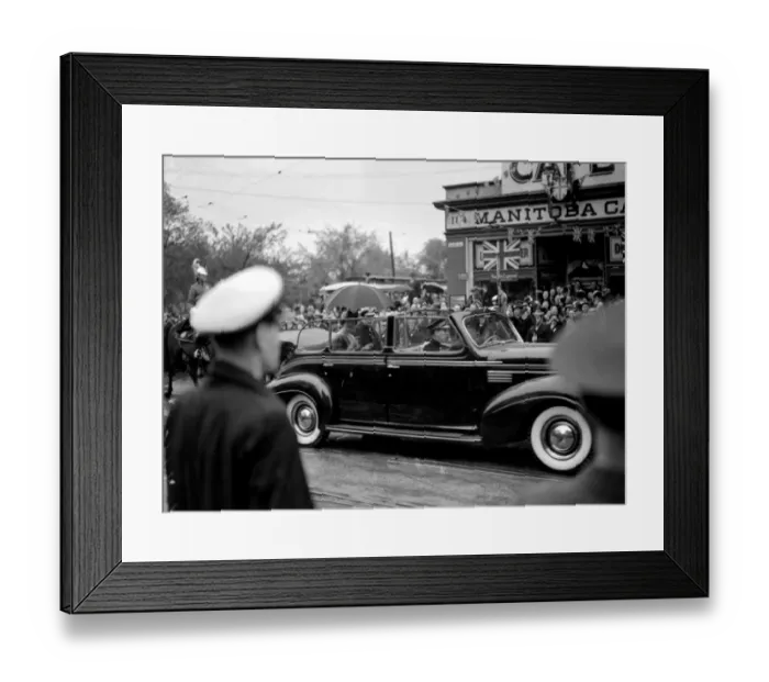 Framed Print : The Royal tour of Canada and the USA by King George VI and Queen Elizabeth, 1939 The King Framed Print : The Royal tour of Canada and the USA by King George VI and Queen Elizabeth, 1939 The King