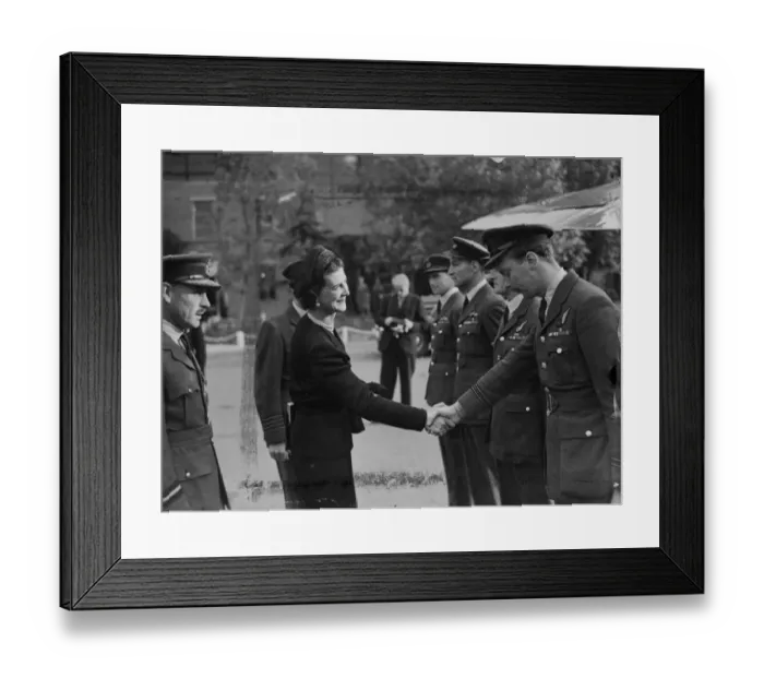 Framed Print : Her Royal Highness the Duchess of Kent greets members of the crew of the Kings Flight