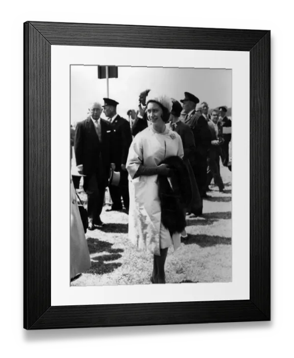 Framed Print : Princess Margaret at Epsom 6th June 1962 Princess Margaret, Queen Mother and other Framed Print : Princess Margaret at Epsom 6th June 1962 Princess Margaret, Queen Mother and other