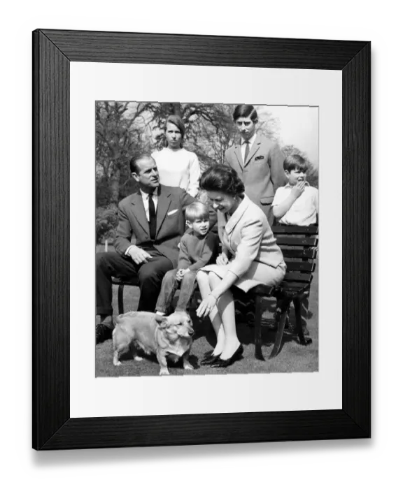 Framed Print : The Royal Family posing in the gardens at Frogmore, Windsor, for special birthday