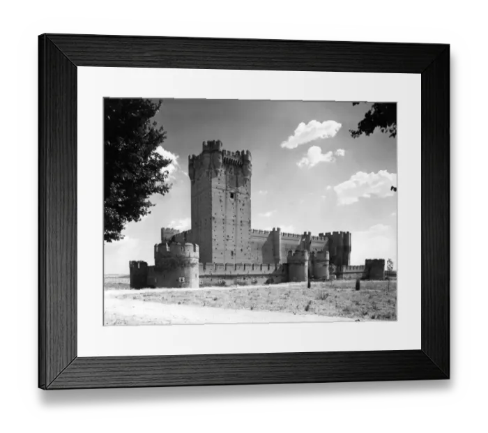 Framed Print : The Spanish royal palace fortress at Medina del Campo, Castile, Spain. Cesare Framed Print : The Spanish royal palace fortress at Medina del Campo, Castile, Spain. Cesare