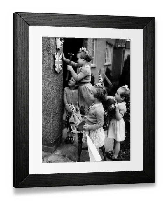 Framed Print : The Good Quads May 1953 Preparing for the Coronation Framed Print : The Good Quads May 1953 Preparing for the Coronation