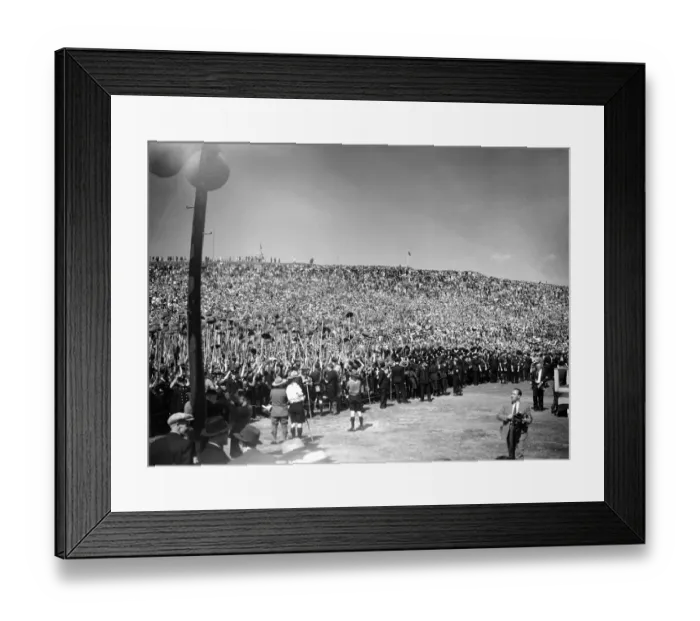 Framed Print : King George VI and Queen Elizabeth on Canada tour 1939 - A TopFoto Framed Print : King George VI and Queen Elizabeth on Canada tour 1939 - A TopFoto