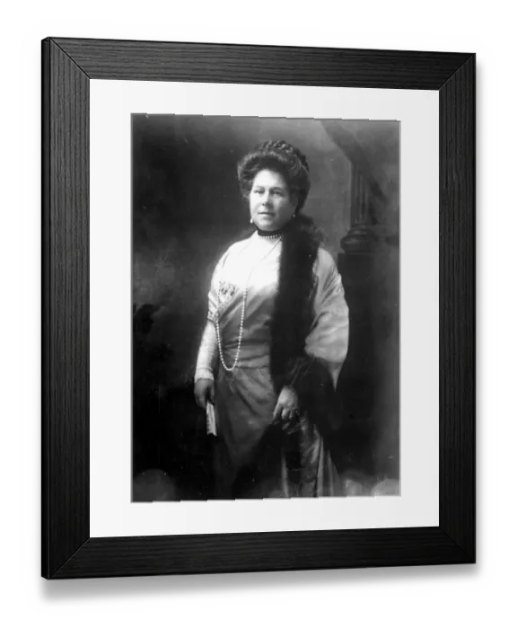 Framed Print : Austria Archduchess Friedrich Austrias model Royal Mother. 1914 Framed Print : Austria Archduchess Friedrich Austrias model Royal Mother. 1914