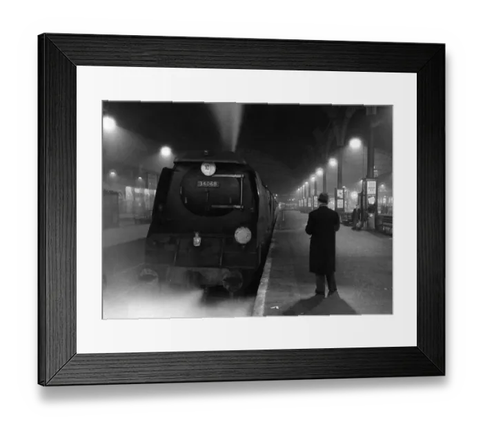 Framed Print : Railway station at night - 1959 Credit: TopFoto Framed Print : Railway station at night - 1959 Credit: TopFoto