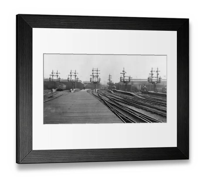 Framed Print : Waterloo station platform c 1900 London Framed Print : Waterloo station platform c 1900 London