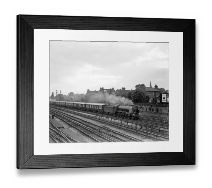 Framed Print : The Bournemeth Belle luxury train passing through Wimbledon. 5 June 1930 Framed Print : The Bournemeth Belle luxury train passing through Wimbledon. 5 June 1930