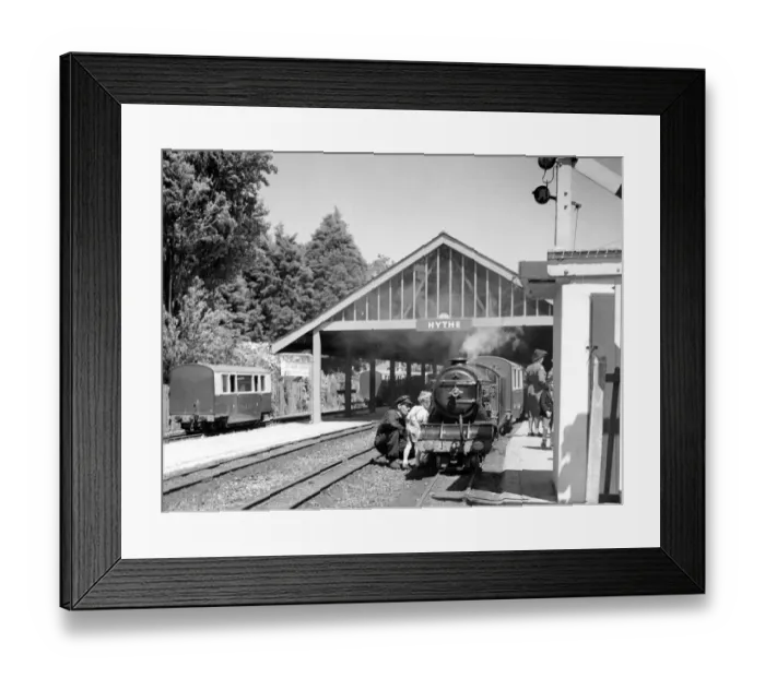 Framed Print : Steam Engine Green Goddess ( 1 ) on the Romney, Hythe & Dymchurch Railway at Hythe station Framed Print : Steam Engine Green Goddess ( 1 ) on the Romney, Hythe & Dymchurch Railway at Hythe station