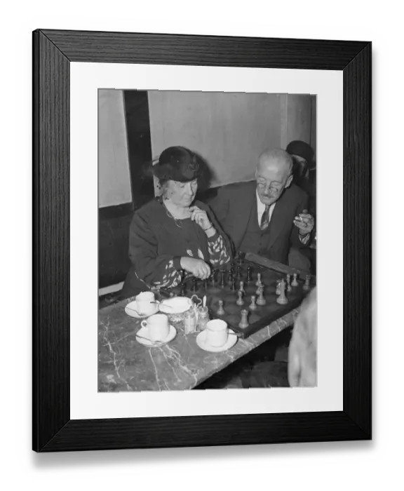 Framed Print : Womens champion runs city cafe devoted chess Framed Print : Womens champion runs city cafe devoted chess