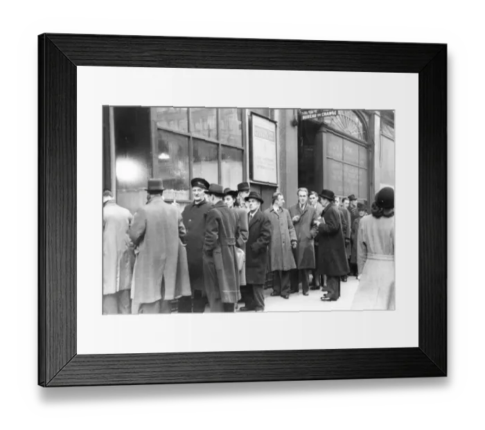 Framed Print : The One Two Three LCC civic restaurant in High Holborn, London, England Framed Print : The One Two Three LCC civic restaurant in High Holborn, London, England