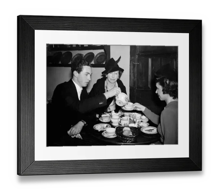 Framed Print : The Cock Pit tea shop in Eton Framed Print : The Cock Pit tea shop in Eton