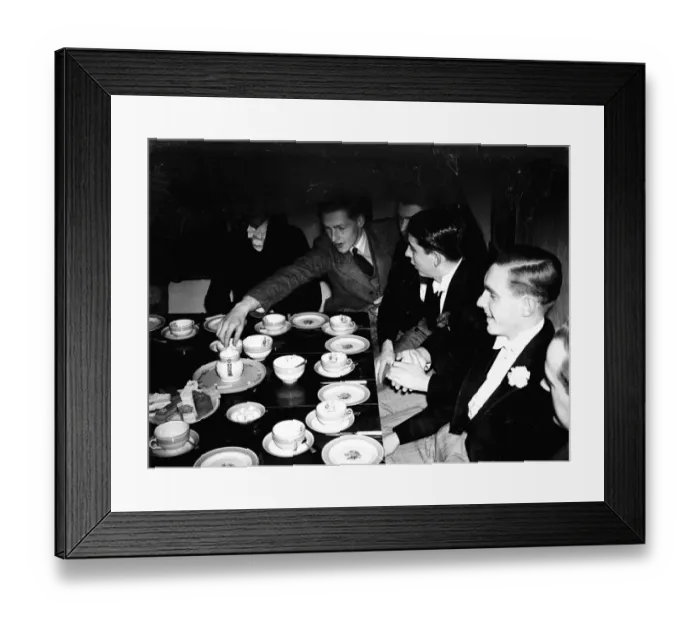 Framed Print : The Cock Pit tea shop in Eton Framed Print : The Cock Pit tea shop in Eton