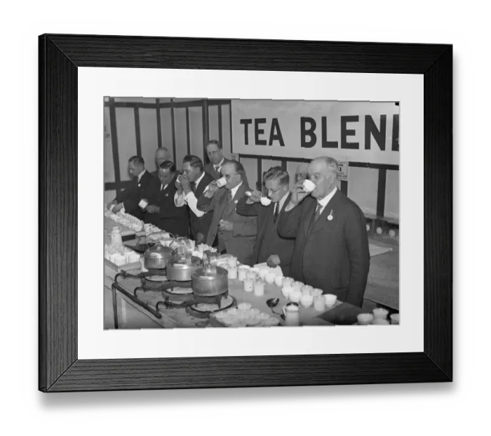 Framed Print : Tea blending competition at grocers exhibition. The tea blending opens to masters