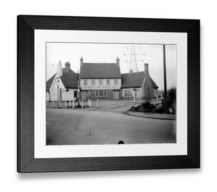 Framed Print : Woodman Pub 1933 Framed Print : Woodman Pub 1933