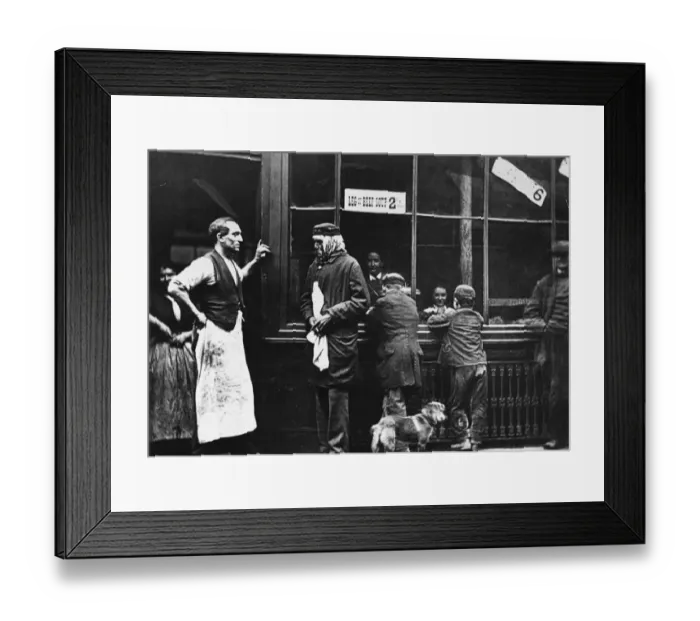 Framed Print : A cook shop owned by Mr Bayliss in Drury Lane, London, England Framed Print : A cook shop owned by Mr Bayliss in Drury Lane, London, England