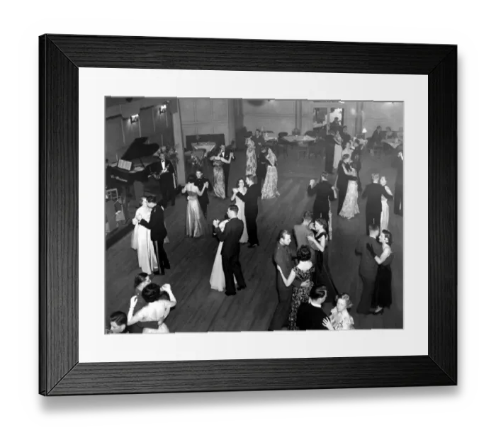 Framed Print : Ballroom dancing 1940s dance / dancing / party season / celebration / happy vintage Framed Print : Ballroom dancing 1940s dance / dancing / party season / celebration / happy vintage