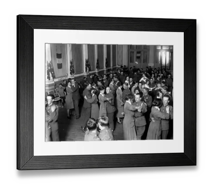Framed Print : Soldiers and WaCs dancing at the Old Casino at La Touquet. 1914 - 1918 Framed Print : Soldiers and WaCs dancing at the Old Casino at La Touquet. 1914 - 1918