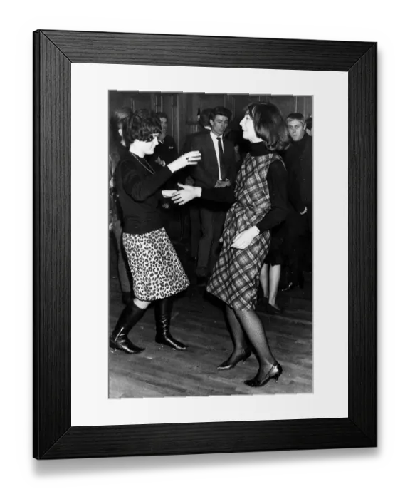 Framed Print : Twist 1960s dance  /  dancing  /  party season  /  celebration  /  happy vintage news archive