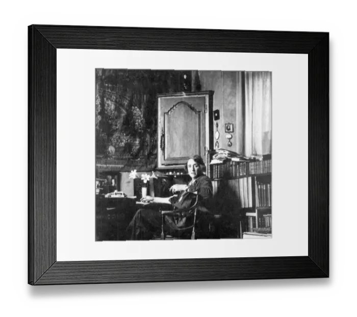 Framed Print : Vita Sackville West Bloomsbury Group, who were radical artists for their time