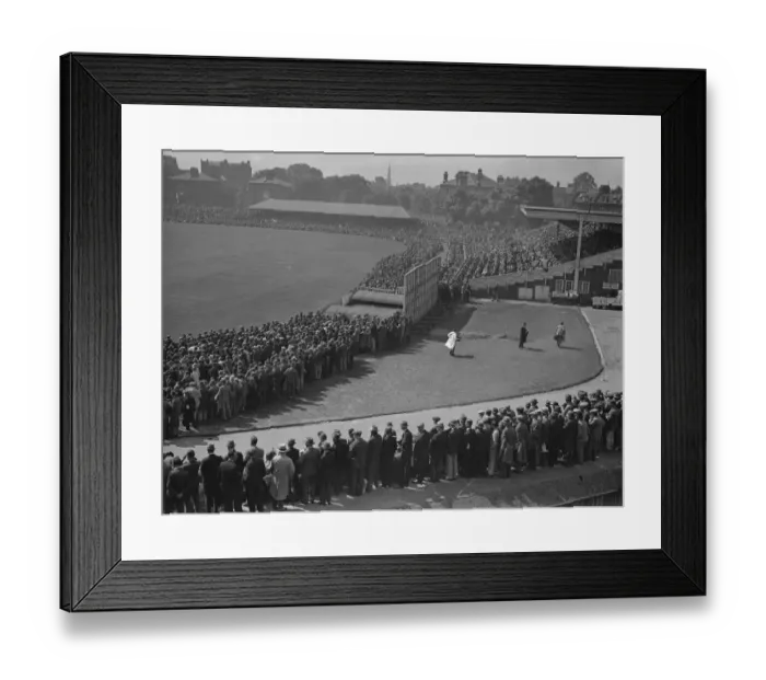 Framed Print : A panoramic view of the Oval during the 1930 test match 16 August 1930 History Framed Print : A panoramic view of the Oval during the 1930 test match 16 August 1930 History