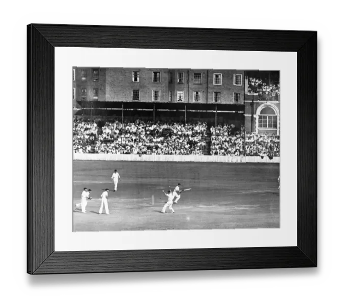 Framed Print : Scene during the fifth and final test match between England and South Africa Framed Print : Scene during the fifth and final test match between England and South Africa