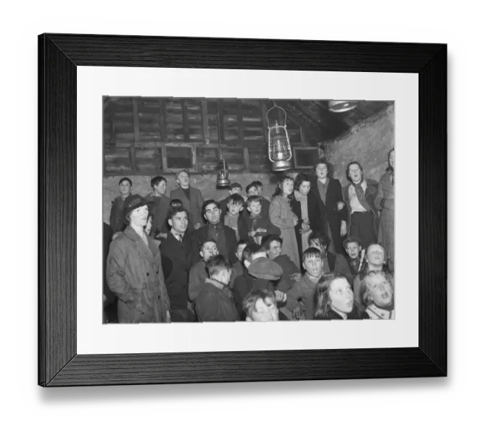 Framed Print : Gypsy childrens Sunday school in the cow shed in St Mary Cray ) Framed Print : Gypsy childrens Sunday school in the cow shed in St Mary Cray )
